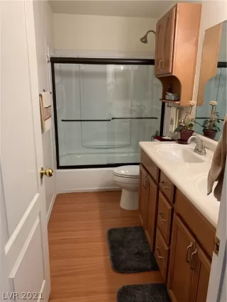 Photo #4: 2269422 Listing 