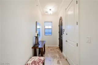 Photo #2: 2269449 Listing 