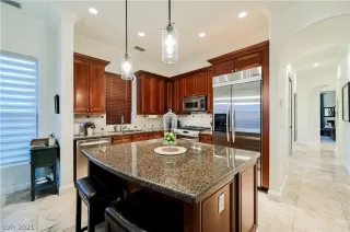 Photo #6: 2269449 Listing 