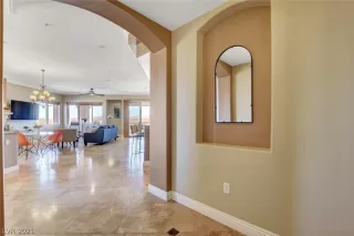 Photo #1: 2269467 Listing 