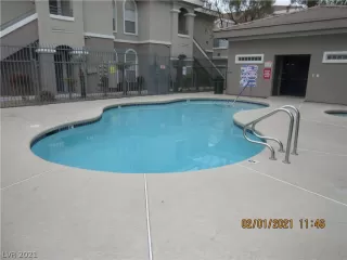 Photo #1: 2269479 Listing 