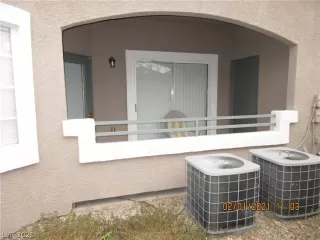 Photo #3: 2269479 Listing 