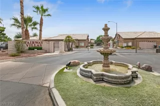 Photo #3: 2269482 Listing