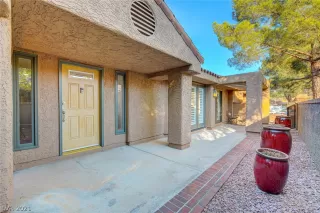 Photo #2: 2269497 Listing 