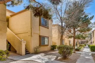 Photo #2: 2269510 Listing