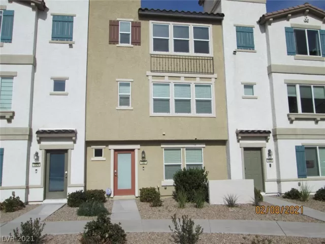 MLS: 2269528 Condo For Sale
