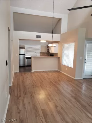 Photo #4: 2269543 Listing 