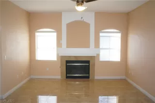 Photo #2: 2269546 Listing