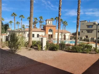 Photo #1: 2269589 Listing 