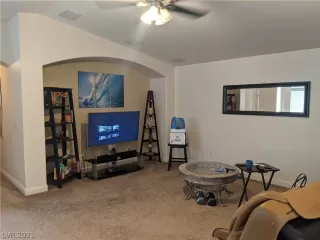 Photo #1: 2269627 Listing 