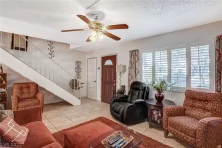 Photo #6: 2269679 Listing