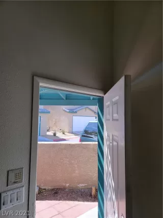 Photo #2: 2269701 Listing 