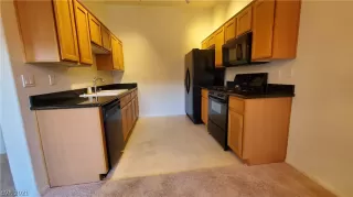 Photo #3: 2269703 Listing