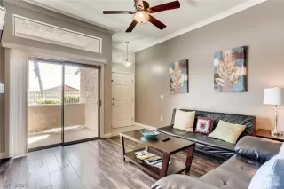 Photo #6: 2269725 Listing