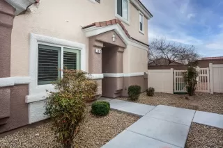 Photo #4: 2269728 Listing