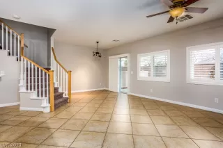 Photo #5: 2269728 Listing