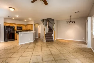 Photo #6: 2269728 Listing