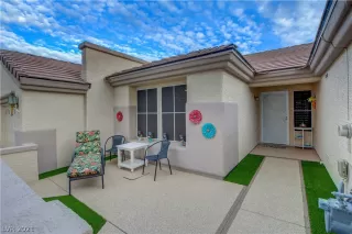 Photo #3: 2269733 Listing