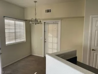 Photo #4: 2269784 Listing