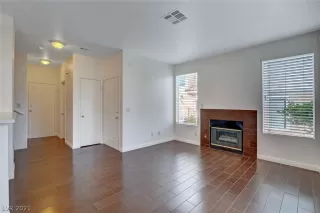 Photo #5: 2269869 Listing 