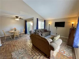 Photo #3: 2269875 Listing 