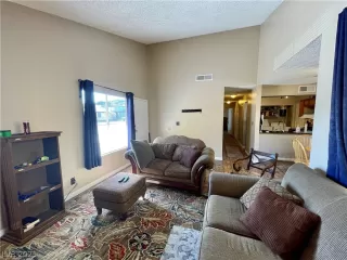 Photo #6: 2269875 Listing 