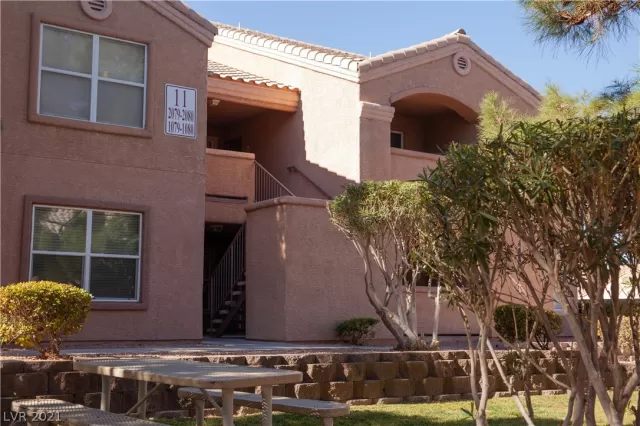 MLS: 2269919 Condo For Sale