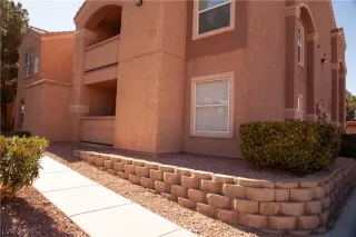 Photo #1: 2269919 Listing 
