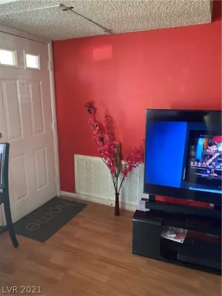 Photo #6: 2269936 Listing