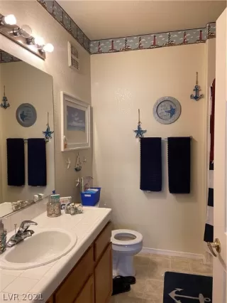 Photo #3: 2269950 Listing