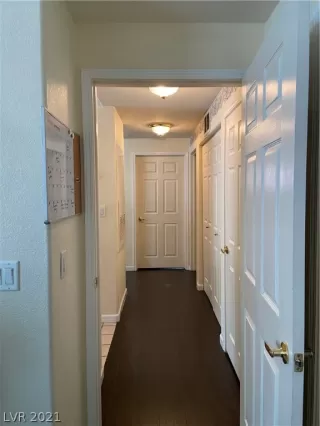 Photo #6: 2269950 Listing