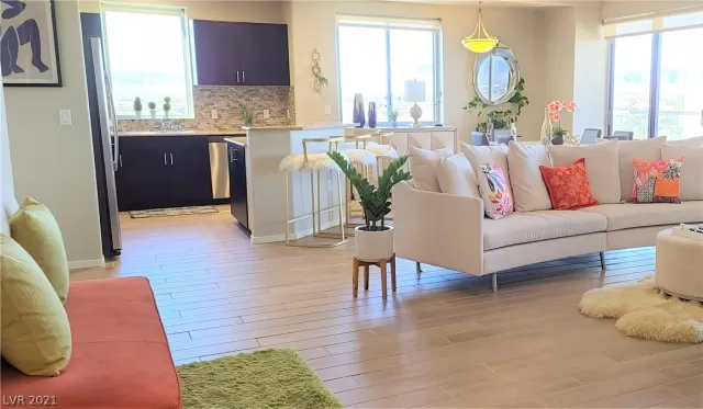 MLS: 2270016 Condo For Sale