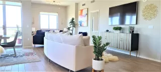 Photo #2: 2270016 Listing