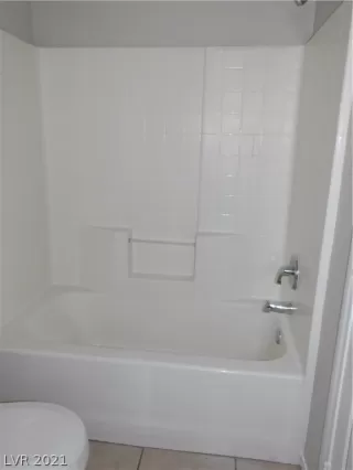 Photo #5: 2270064 Listing