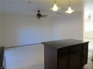 Photo #1: 2270083 Listing 