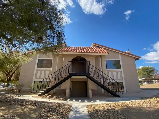 MLS: 2270085 Condo For Sale