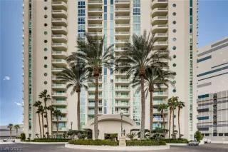 Photo #1: 2270132 Listing