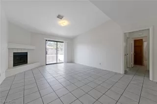 Photo #2: 2270150 Listing 