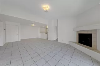 Photo #4: 2270150 Listing 