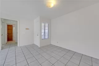 Photo #5: 2270150 Listing 