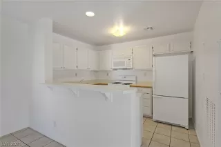 Photo #6: 2270150 Listing 