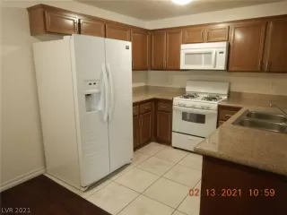 Photo #5: 2270199 Listing 