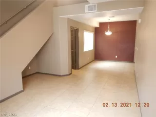 Photo #2: 2270200 Listing 
