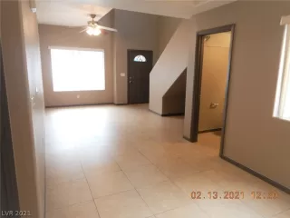 Photo #3: 2270200 Listing 
