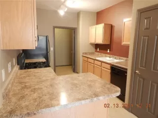 Photo #4: 2270200 Listing 