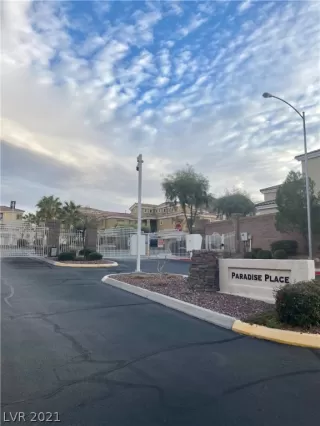 Photo #1: 2270222 Listing 