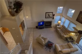 Photo #4: 2270226 Listing