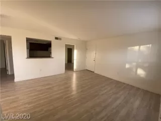 Photo #2: 2270259 Listing 