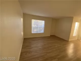 Photo #3: 2270259 Listing 