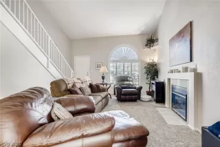 Photo #5: 2270315 Listing 